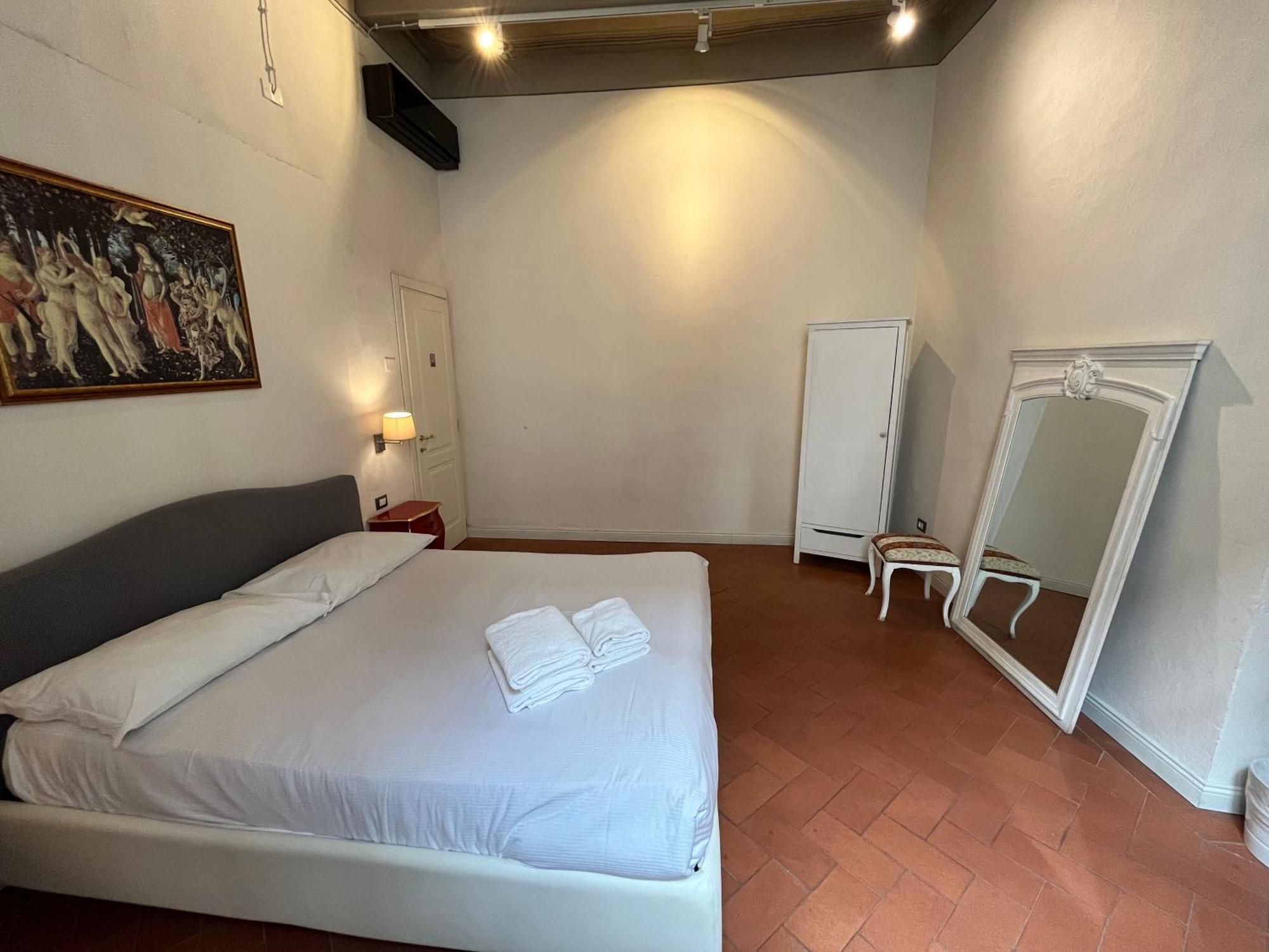 Residenza D'epoca Historia Luxury Boutique Pensión Florencia